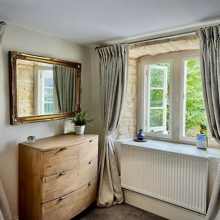 Period Apartment, Great Views, In Heart Of Town. Bradford-On-Avon Extérieur photo